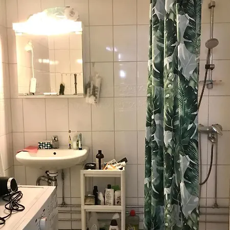 Near Tripla Pasila Privatunterkunft